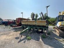 3069 John Deere 7200 6 Row Planter