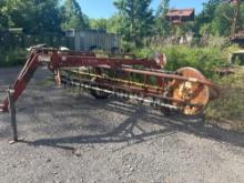 6580 Hesston 3900 Rake