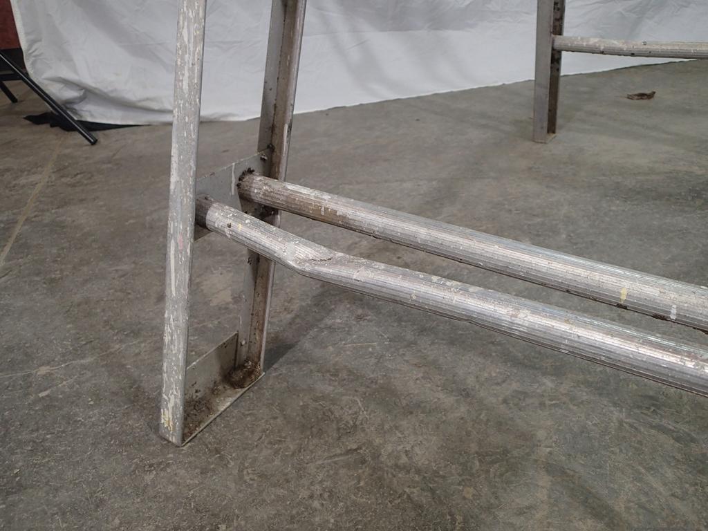 6ft aluminum step ladder - rough but functional
