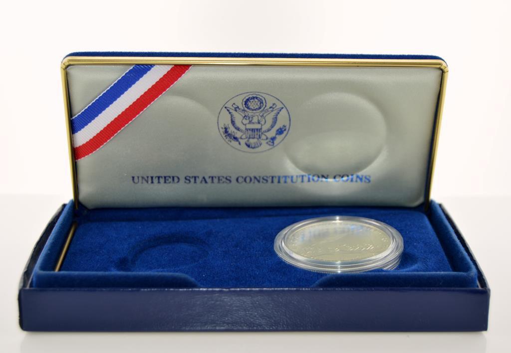 US Mint 1987 Constitution Silver Dollar (Other Coin in Set Missing)