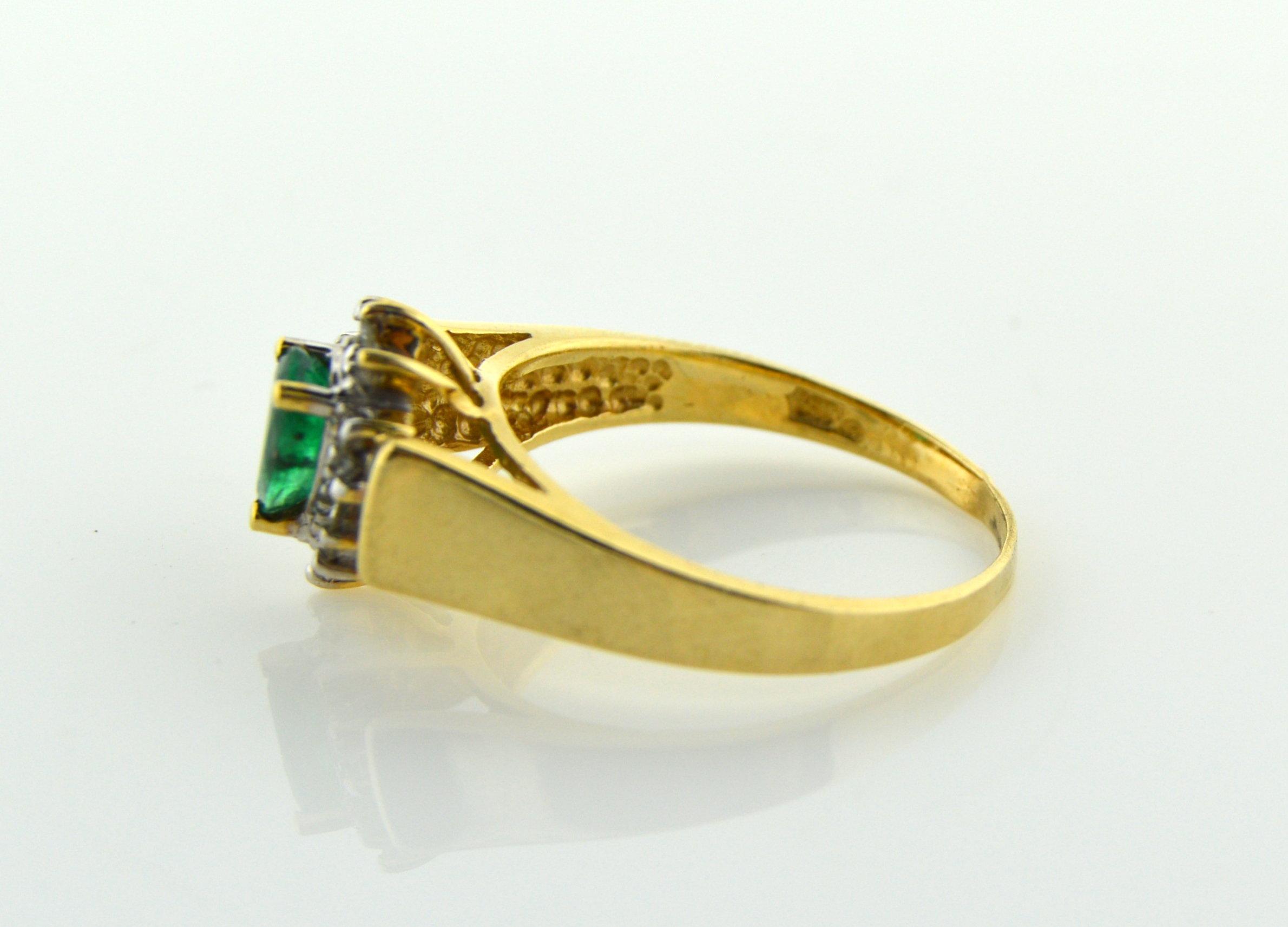 Ladies Size 7.25 Ring: 10K Yellow Gold, Emerald Pear Solitaire, Diamonds