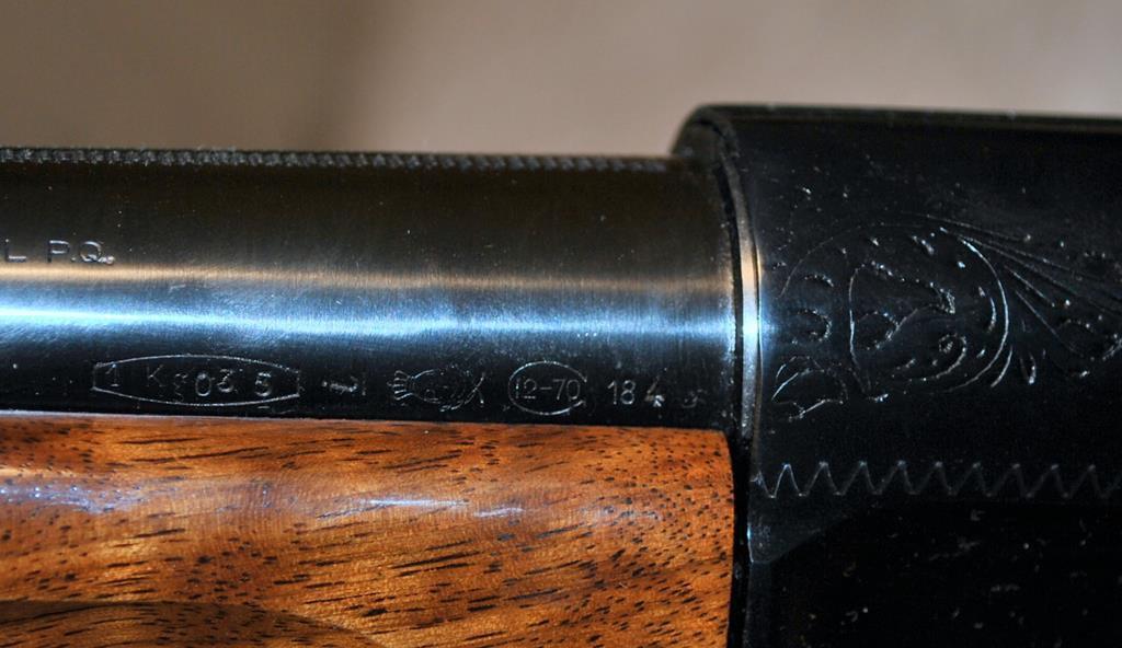Browning Auto-5 Light Twelve 12 Ga. 2¾” Shotgun, 28” Barrel, Grade I, Mod. Choke, Blued, Walnut