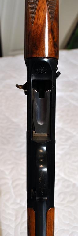 Browning Auto-5 Light Twelve 12 Ga. 2¾” Shotgun, 28” Barrel, Grade I, Mod. Choke, Blued, Walnut