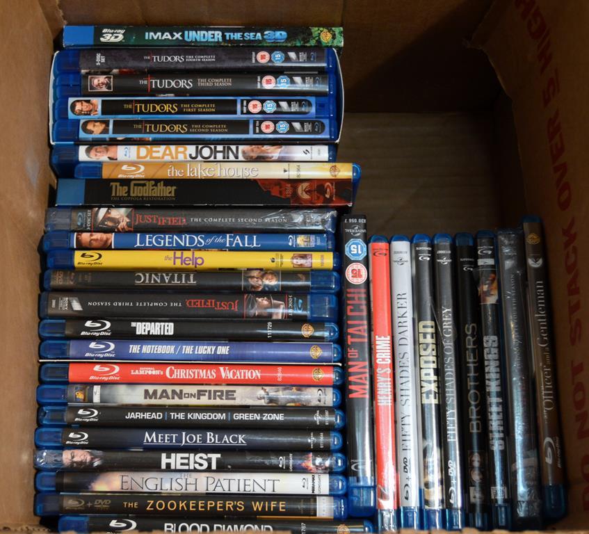 Lot of About 32 Blu-Ray Video Movie Discs