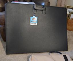 New Rozart Leather  Graphic Presentation Folder & A Carry-On Bag