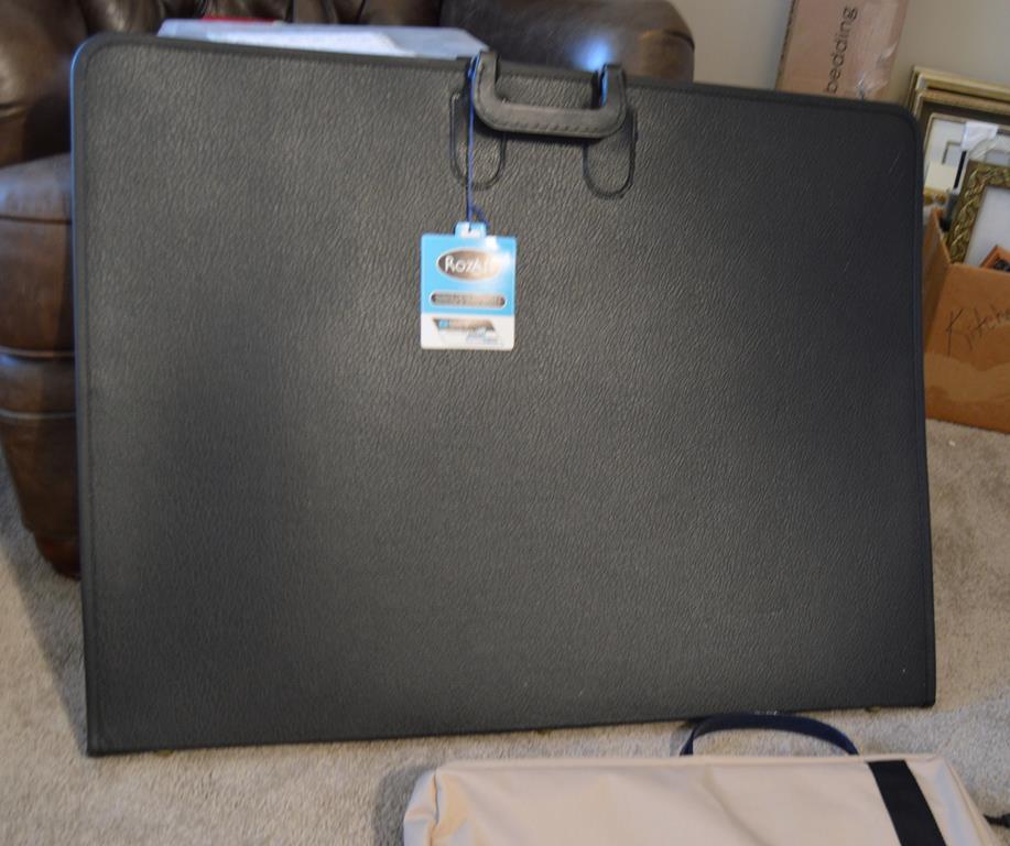 New Rozart Leather  Graphic Presentation Folder & A Carry-On Bag