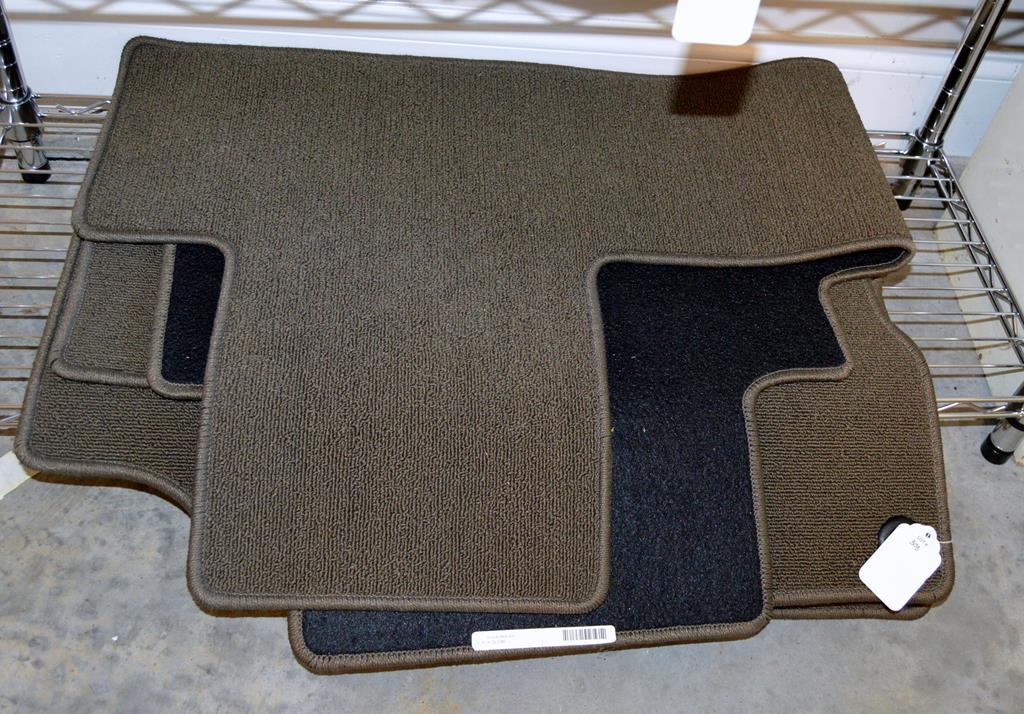 Set of Acura RDX Car Floor Mats, Grey-Black