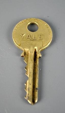 Antique Yale Padlock on Chain w/ Key, Southern Railway Stamp