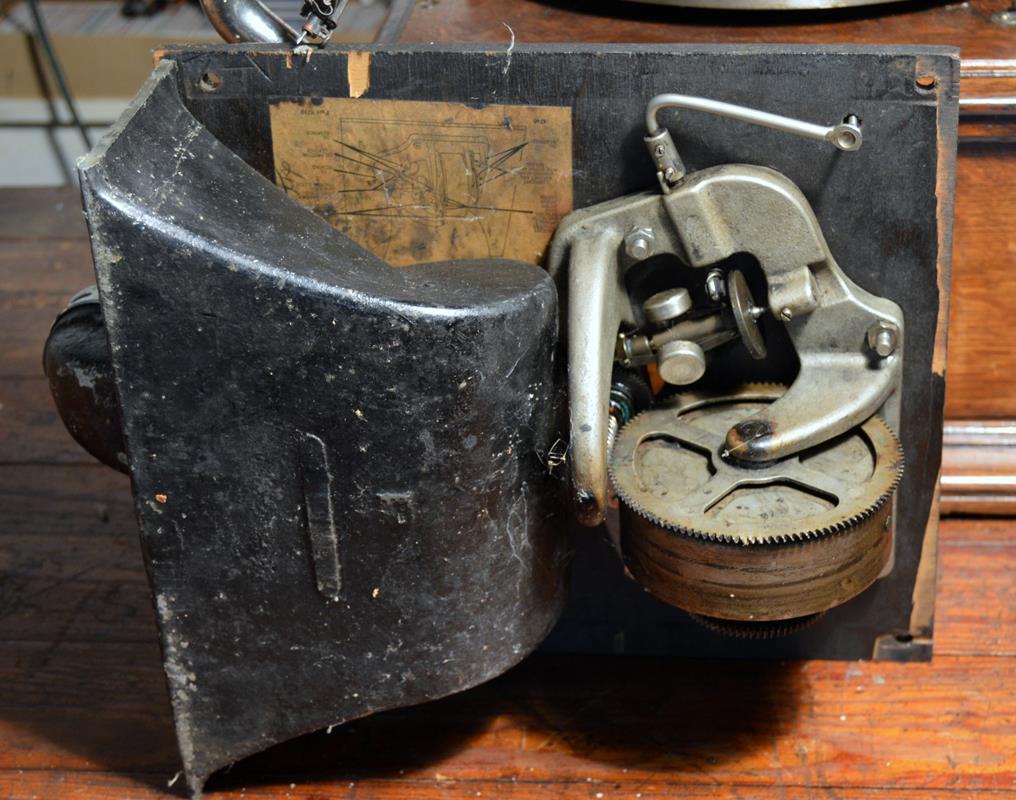 1908 Table Model Victrola No. 2 Record Player & Partial Victrola 50 Turntable