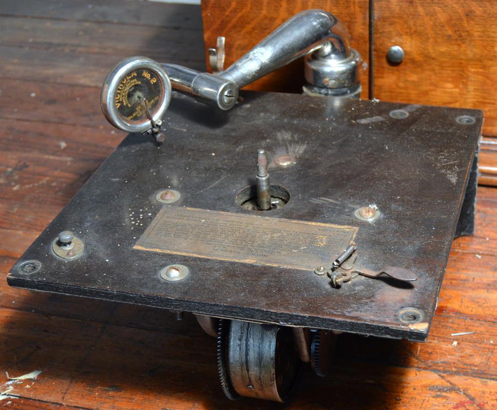 1908 Table Model Victrola No. 2 Record Player & Partial Victrola 50 Turntable