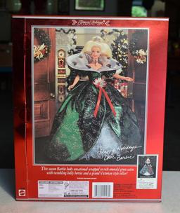 Mattel 1995 Happy Holidays Barbie, NIB