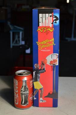Kenner 1993 Downtown Shootout, Shaquille O'Neal Ball-Shooting Figure NIB
