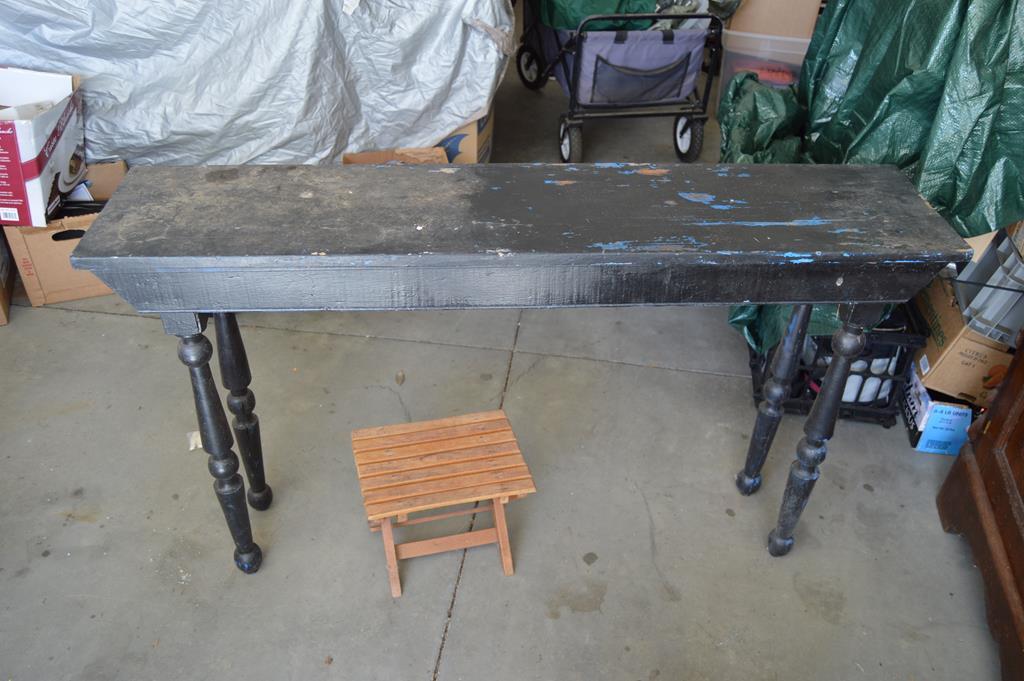 Furniture Lot: Black Console Table, TV Dinner Tray, Top To Antique, Two Stools, Free Form Slab