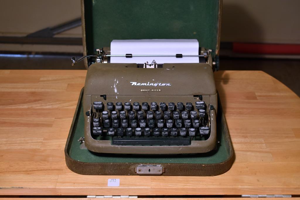 Antique Remington Quiet-Writer Typewriter