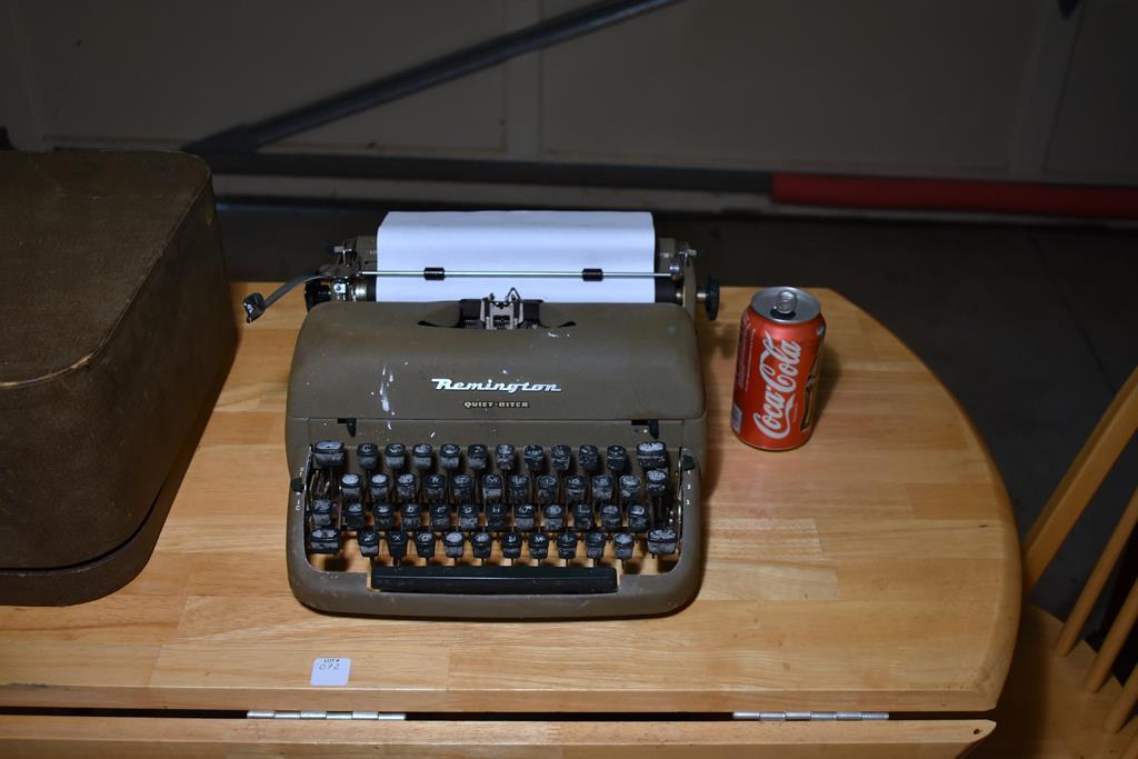 Antique Remington Quiet-Writer Typewriter