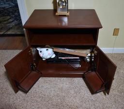 Small Entertainment/Media Stand