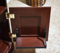 Small Entertainment/Media Stand