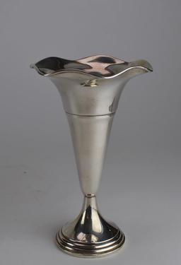 B & M Sterling Silver Weighted Vase w/ Ruffle Edge