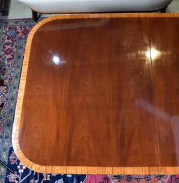 Handsome Drexel Furn. Sheraton Banded Mahogany Dining / Conference Table w/ Two Leaves