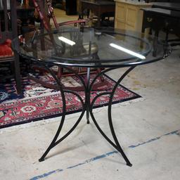 Charming Round Glass Cafe / Bistro Table with Black Metal Frame