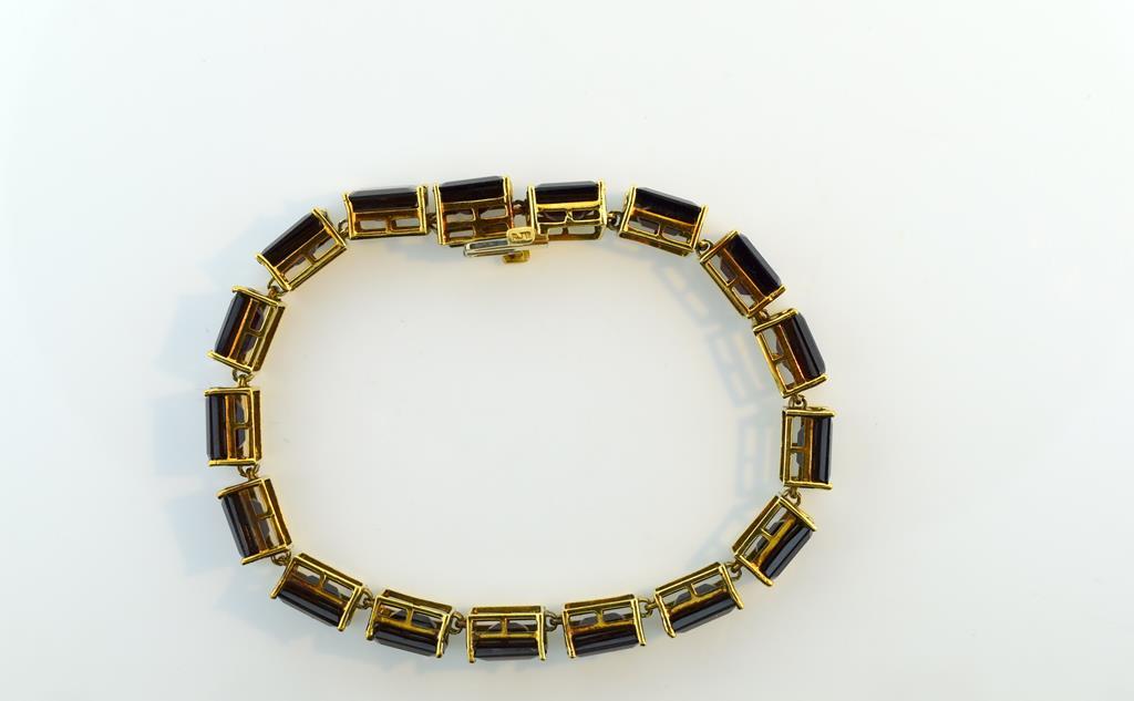 10K Gold and Garnet 8.5” Link Bracelet