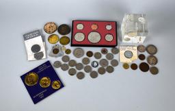 Lot of Misc. Coins: 1977 US Proof Set, 1976 Bicent. Set, 1959-1964 Paperweight Set, Old US Nickels..