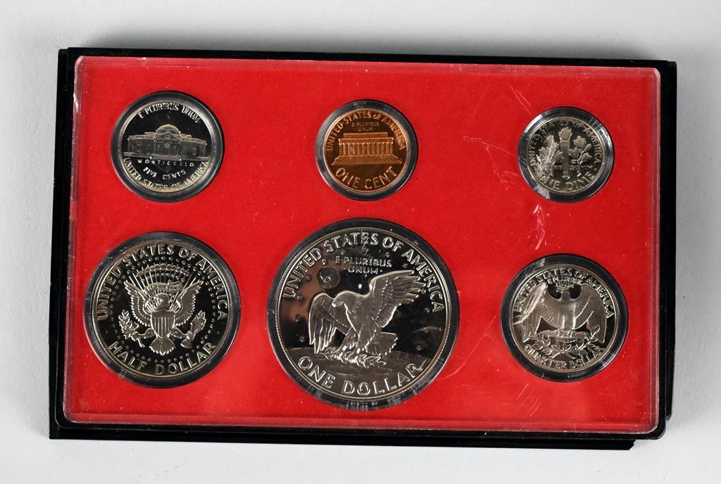 Lot of Misc. Coins: 1977 US Proof Set, 1976 Bicent. Set, 1959-1964 Paperweight Set, Old US Nickels..