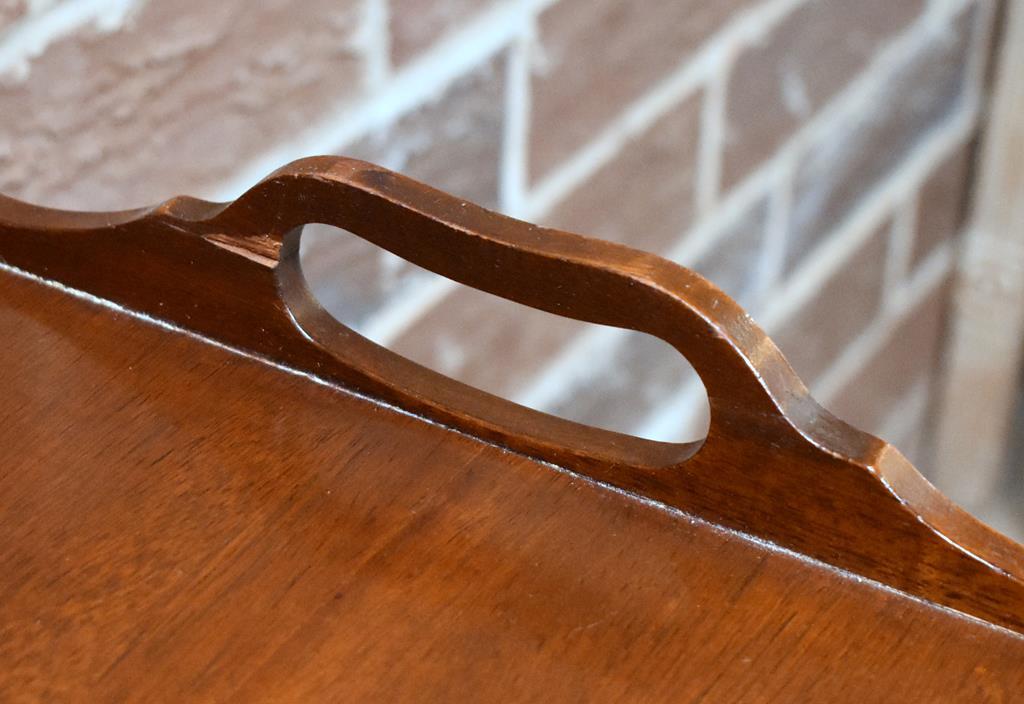 Pair of Vintage Federal Style Mahogany Nightstand Tables