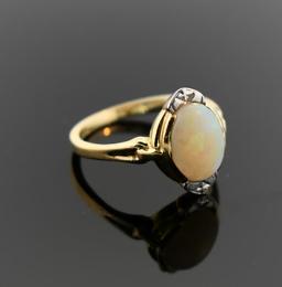 14K Gold and Opal Cabochon Ring, Size 7.5