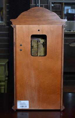 Howard Miller Oak Case Key Wind Shelf Clock Model 613-641 with Hour Strike, USA