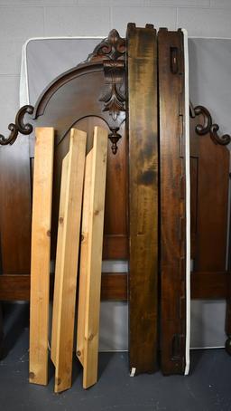 Antique Victorian Walnut Full Size Bed
