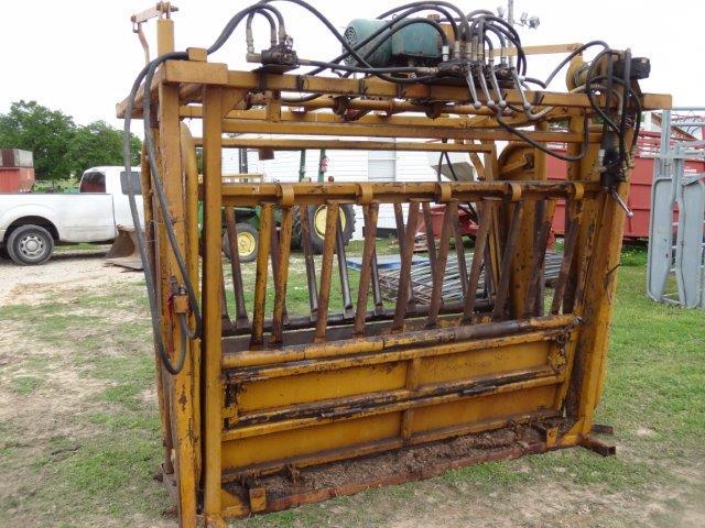 Trojan Hydraulic Squeeze Chute