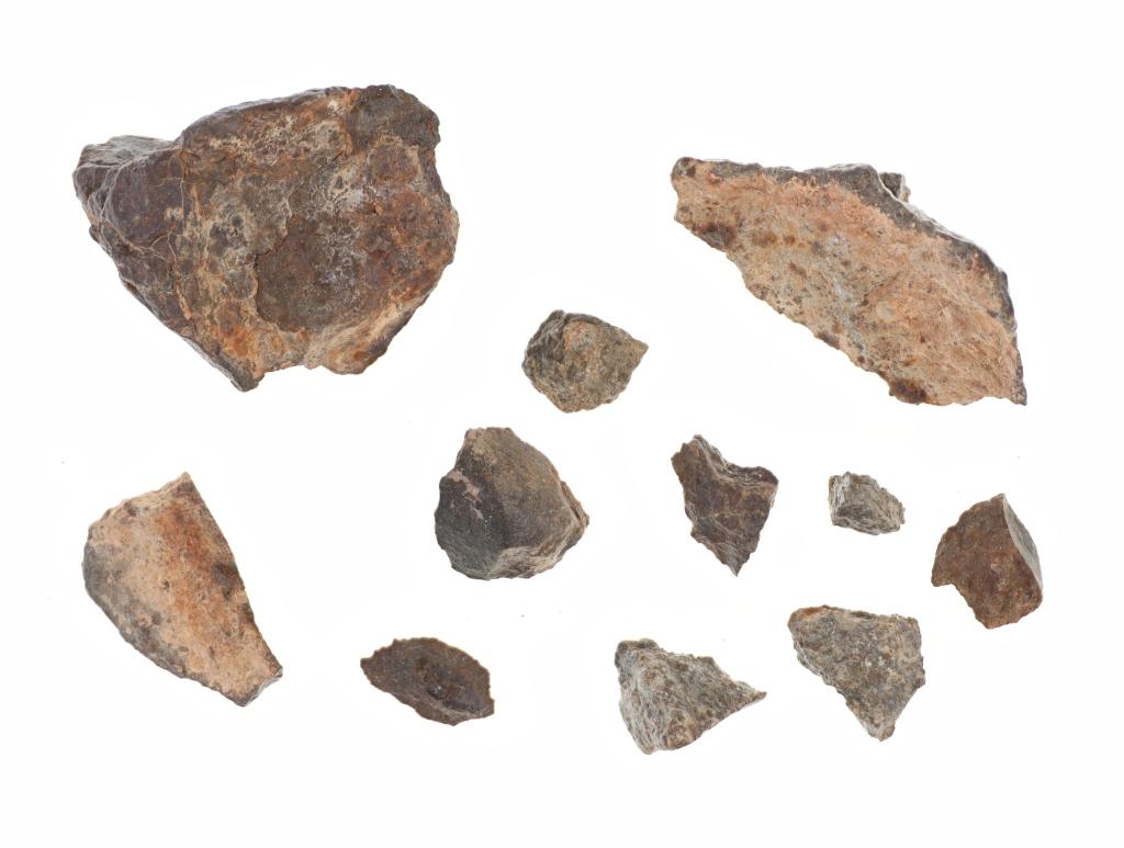 Northwest Africa (NWA) Chondrite Meteorite 213.4g
