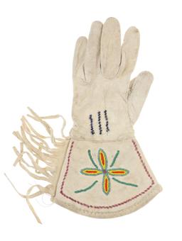 Southern Plains Beaded Hide Gauntlet Gloves