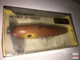 Fishing - Lures - 3 Fred Arbogast Musky Jitterbug, new in box
