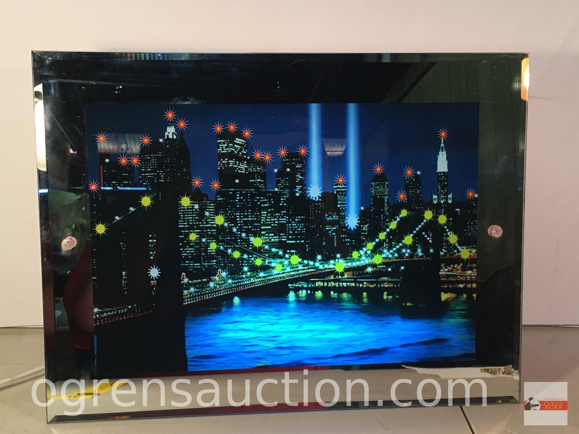Art - Lighted moving picture, New York Cityscape, beveled mirrored rim, 15.75"wx11.75"hx3"d