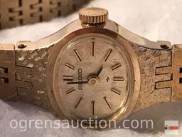 Jewelry - Vintage woman's wrist watch, Seiko