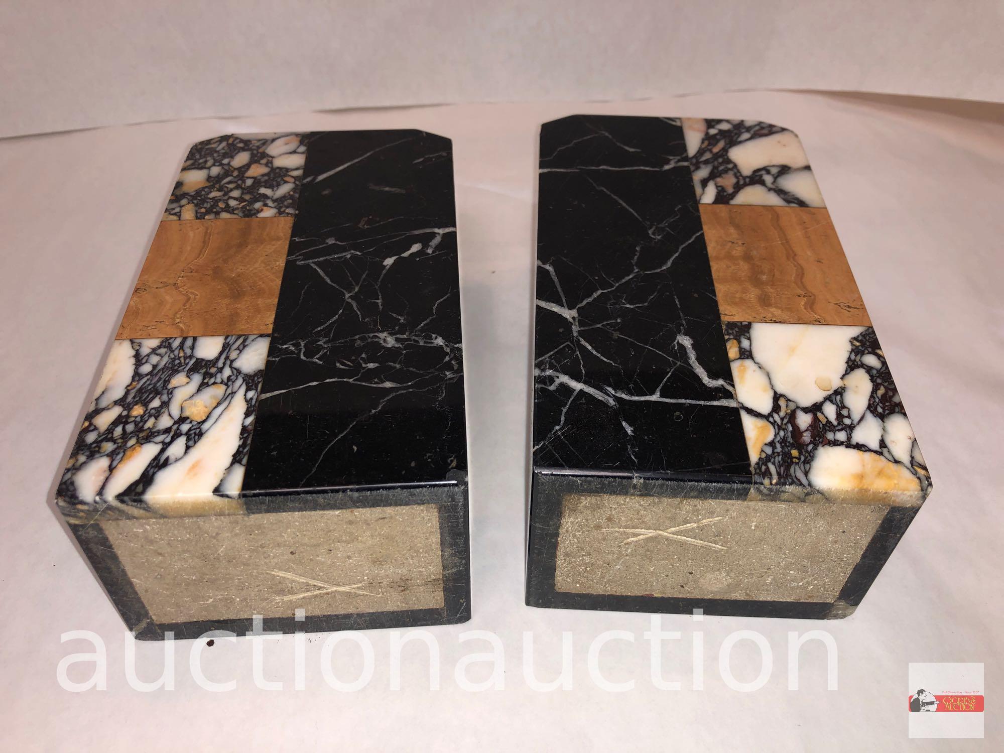Art Deco marble mantle clock 15"wx3.5"dx8.5"h with 2 matching bookends, 3.75"wx2.5"dx6.5"h