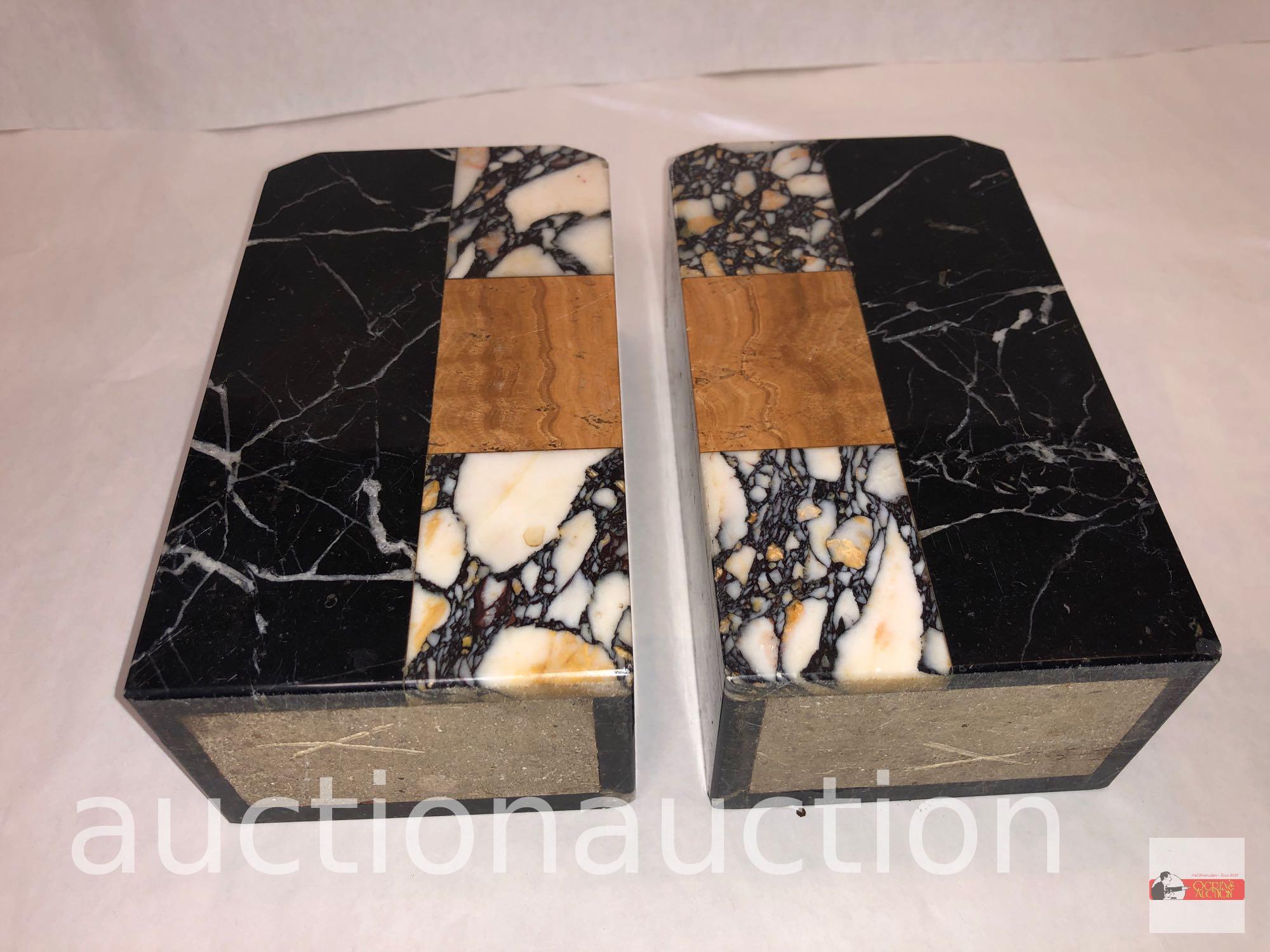 Art Deco marble mantle clock 15"wx3.5"dx8.5"h with 2 matching bookends, 3.75"wx2.5"dx6.5"h