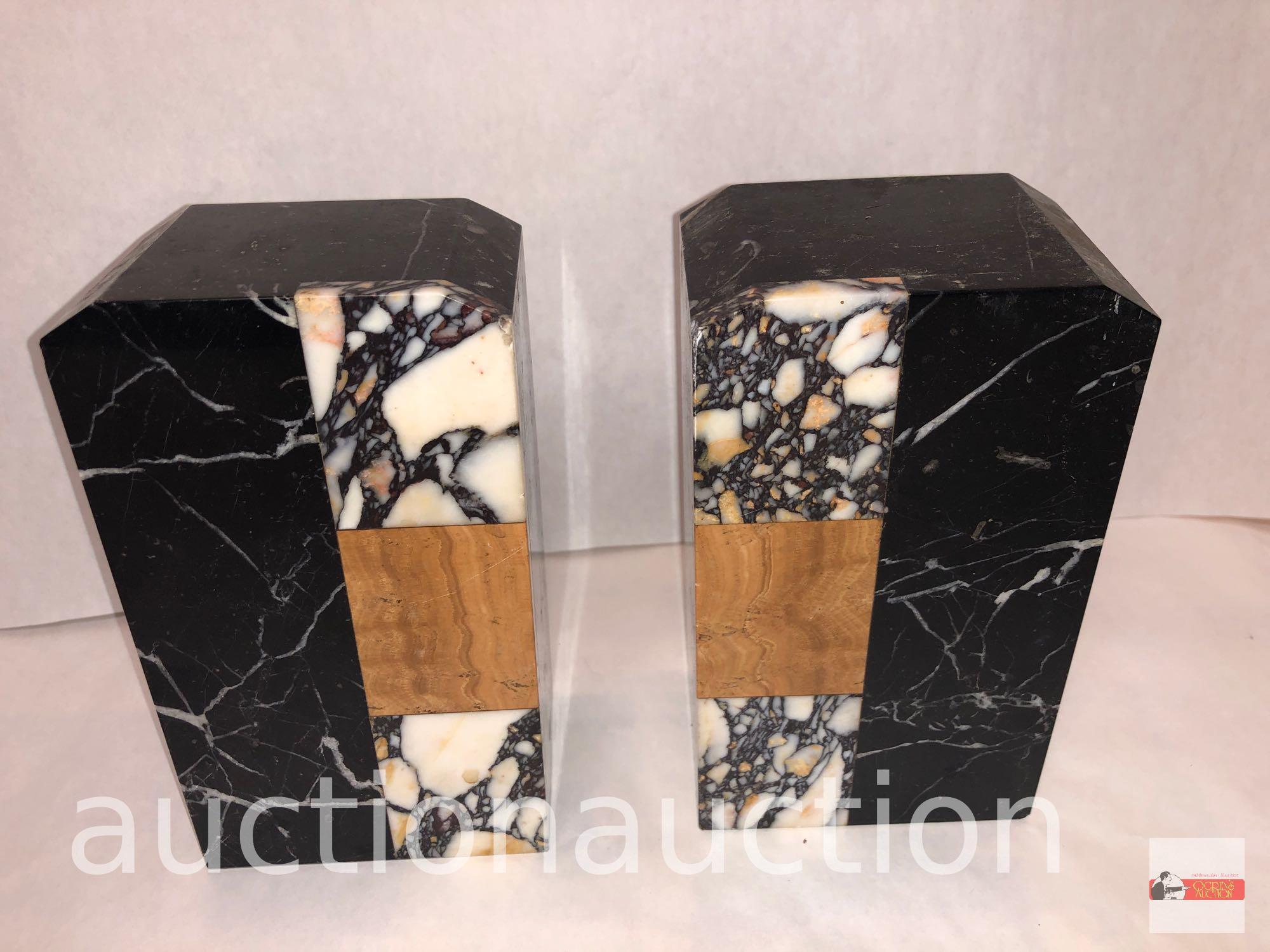 Art Deco marble mantle clock 15"wx3.5"dx8.5"h with 2 matching bookends, 3.75"wx2.5"dx6.5"h
