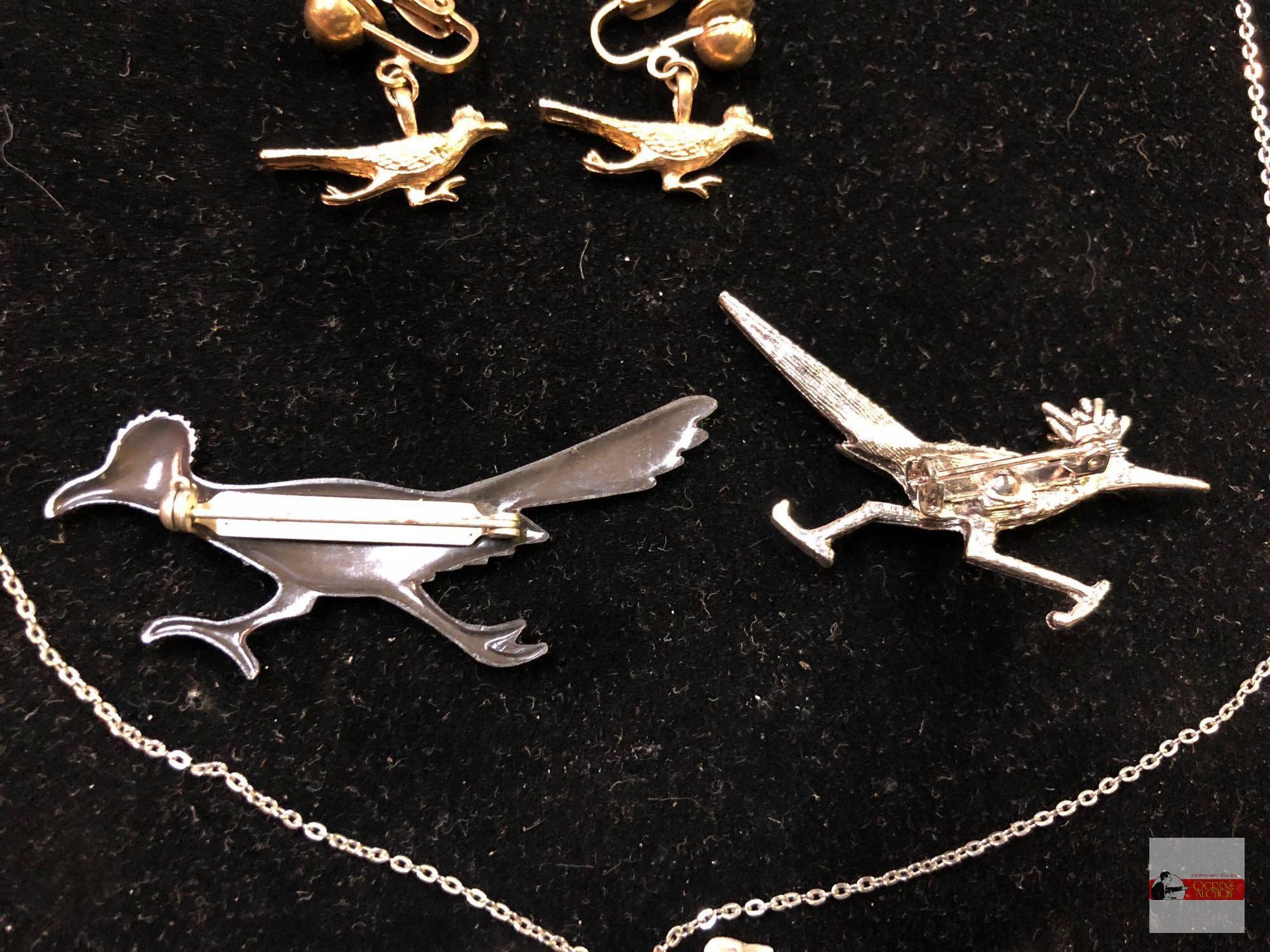 Jewelry - Roadrunner parure set - pendant, necklace, brooches, earrings