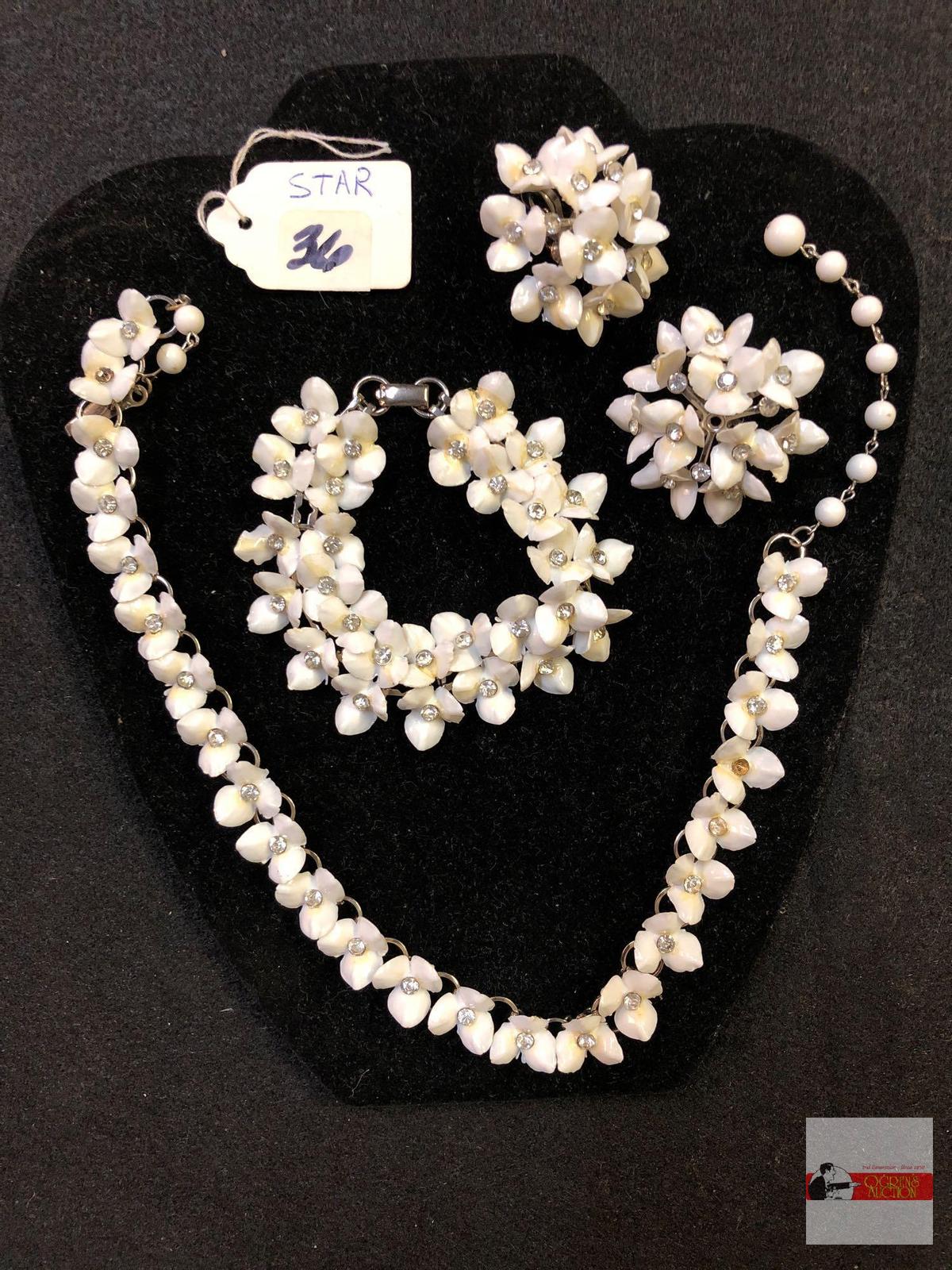 Jewelry - Parure set, marked Star, Necklace, bracelet, earrings