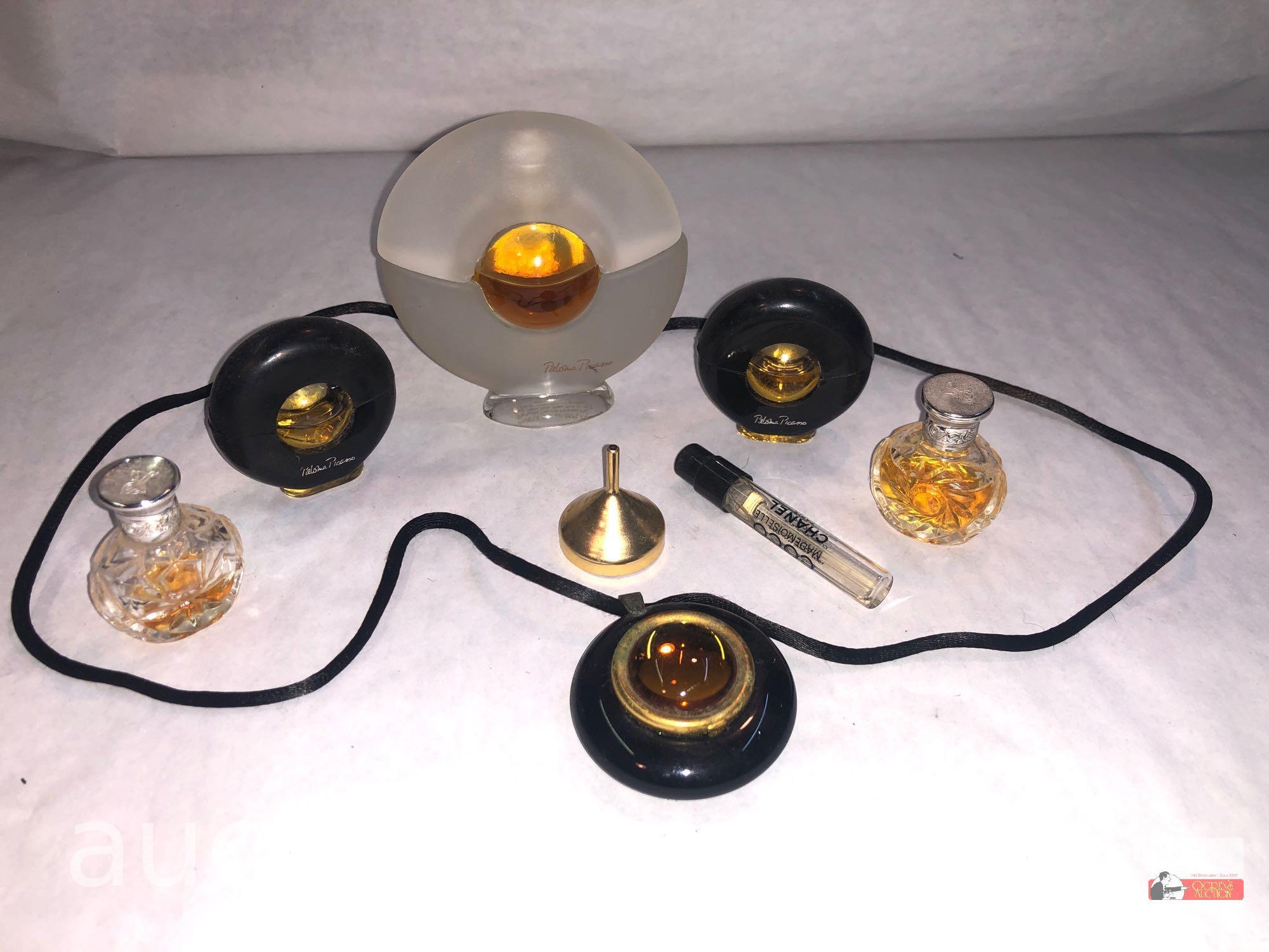 Perfumes - Mini bottles and necklace