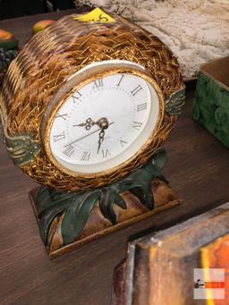 Vanity decor - Pineapple clock, hexagon storage box