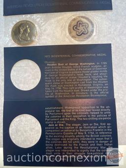 Coins - First Day Issue 1972 American Revolution Bicentennial commemorative coin & token w/stamps