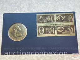 Coins - First Day Issue 1972 American Revolution Bicentennial commemorative coin & token w/stamps