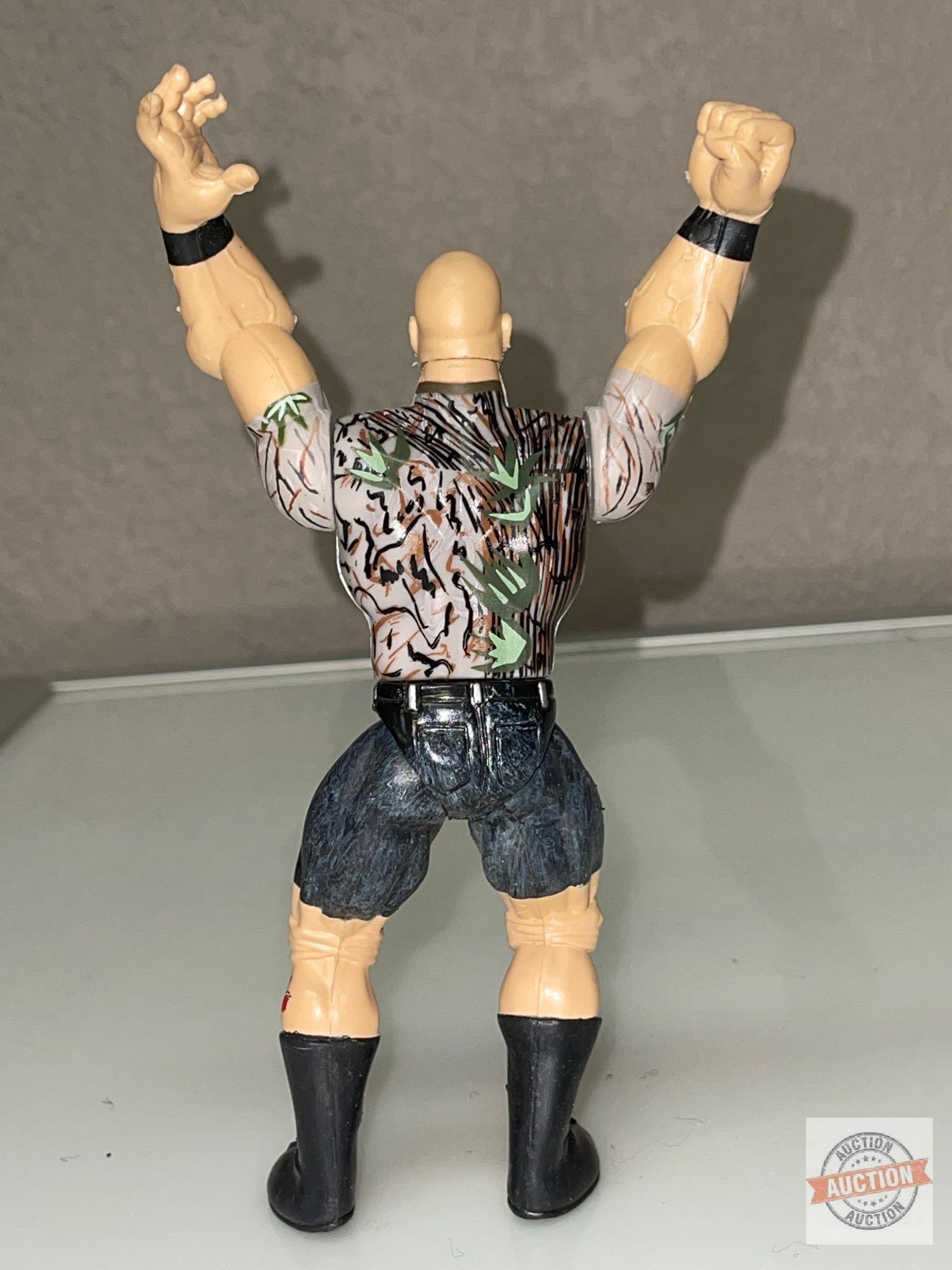 Toys - WWF 4 Wrestling Auction Figures, 1997, 6", 3 stands, 4x's the money