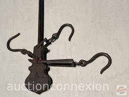 Vintage cast iron Balance scale with 3 hooks, Cotton or small Hide, Star Mark, 10 - 50 lbs, 17"