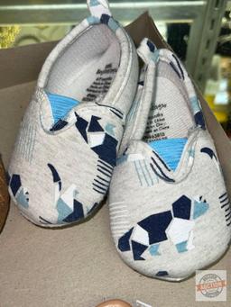 Baby shoes - 3 pr. 6-9 month