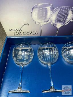 Box set 4 Mikasa Balloon Goblers, 24.5 oz, orig. box